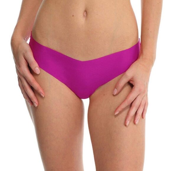 Commando Low Rise Tagless Thong Magenta - CT01 - Picture 1 of 1